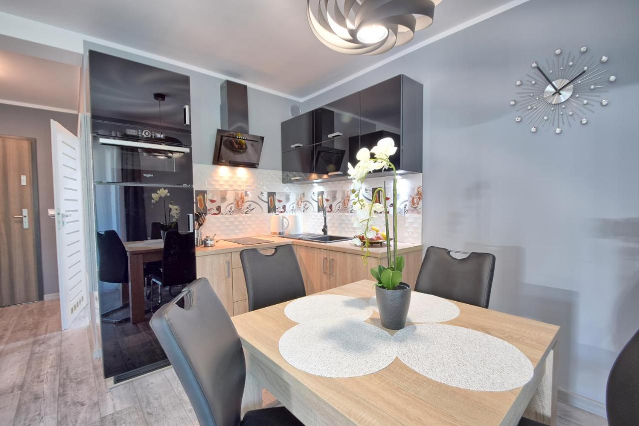 Sea-View Apartamenty Kolorowe Balkony Miedzyzdroje Ngoại thất bức ảnh